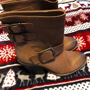 Women’s Lucky Brand boots